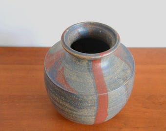 Large ceramic vase, studio ceramic, grey-blue-red