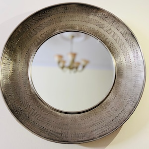 Metal Hammered Round Mirror Gold/Silver finish image 3