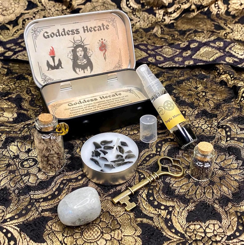 Hekate Altar Tin, Triple Moon Goddess Hekate Shrine Tin, Hecate Altar Offering, Witchcraft box, Goddess decor, Witch Gift, Hellenism, Wicca image 3