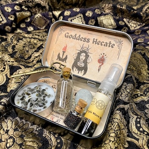 Hekate Altar Tin, Triple Moon Goddess Hekate Shrine Tin, Hecate Altar Offering, Witchcraft box, Goddess decor, Witch Gift, Hellenism, Wicca image 7