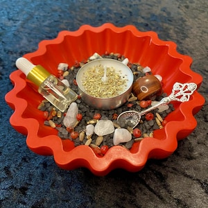 Protection Salt Bowl, Witch Black Salt Bowl, Banish Negativity in your Sacred Space, Witchcraft Ritual Altar Dish, Wicca, Pagan, Witch Gift