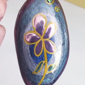 Geschilderde rots, bloemenkunst, bloemensteen, geschilderde steen, geschilderde bloemen, bloemkunst, sentimenteel cadeau