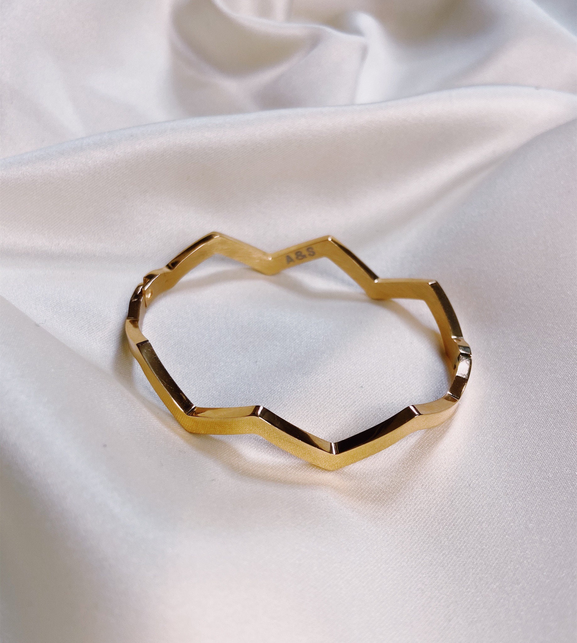 Gold Plated Zig Zag Bracelet Etsy