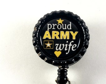 Army Veteran Proud Cousin Round ID Badge Key Card Tag Holder Badge Retractable Reel Badge Holder with Belt Clip U.S