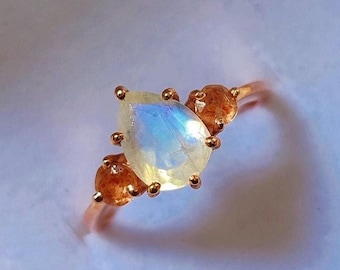 Pear Cut Rainbow Moonstone Ring,Rose Gold Sunstone Cluster Ring,Unique Moonstone Engagement Ring with Sunstone ,Celestial jewelry