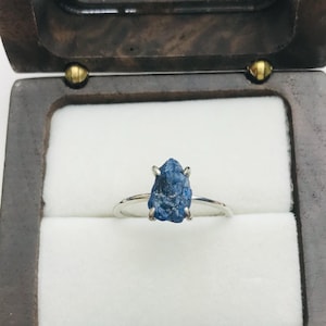 Rå koboltspinellring: Sterlingsilver, Augusti-födelsesten