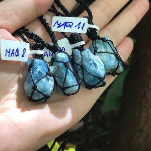 Macramé aquamarijnketting voor mannen - ruwe aquamarijnketting - cadeau voor haar - geboortesteen maart