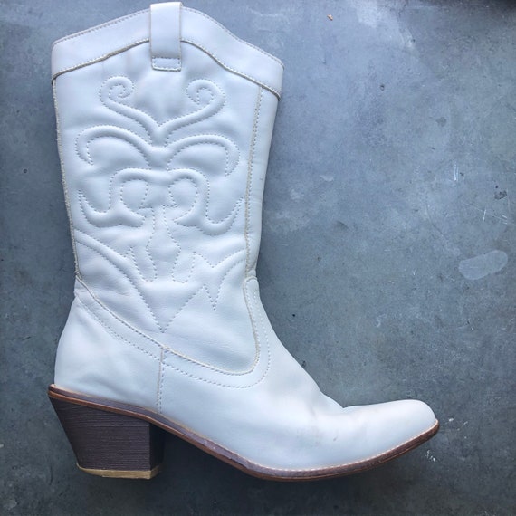 Vintage white leather cowboy boots size 37
