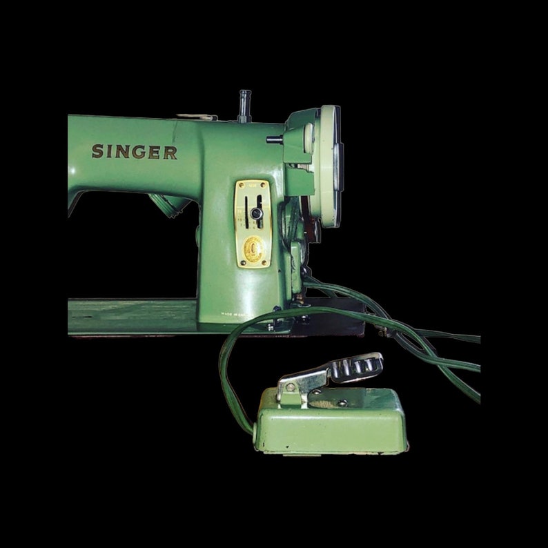 Green Singer Sewing Machine Model RFJ88 1950s Portable Etsy