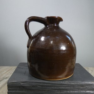 Antiker Whisky / Wein usw. brauner Tonkrug aus dem Jahr 1800 aus einem Nachlass in New England