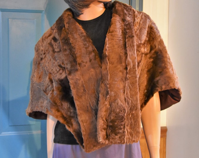 Stunning! Rare Vintage 1950s Mink Cape -Capelet-Filene's of Boston- in great conditon! Don't buy new fur, upcycle! From a new England estate