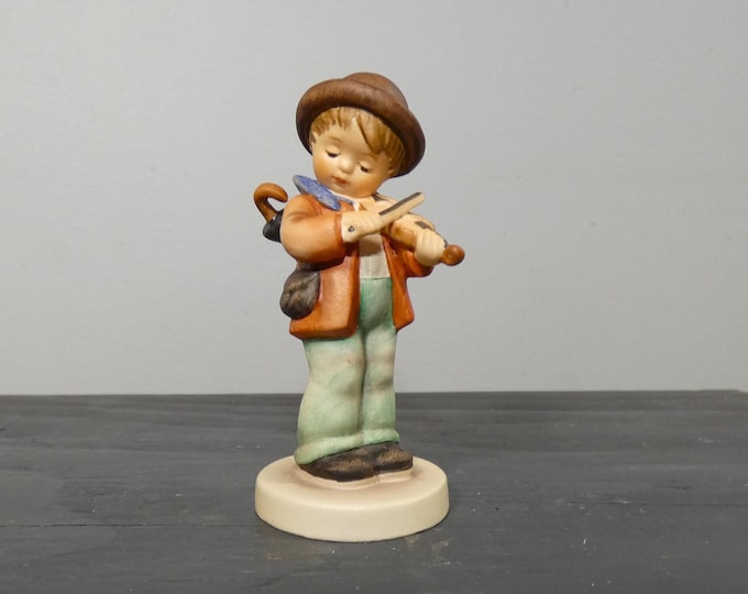 Hummel Goebel 3" Little Fiddler in EXCELLENT and much loved condition from a New England Estate