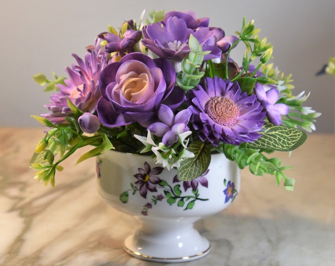 Pretty vintage footed sherbet bowl by Royal Victoria filled with hand painted and airbrushed Sola Wood flowers - ROV8 - Spring, Easter