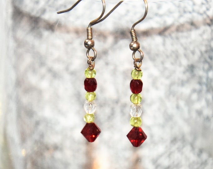 Gem earings: Delicate peridot and faceted Czech crystal beads earrings, handmade