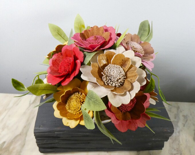 Vintage Asian sugar bowl "Tan Kay-Tah Kay" pattern by Hira China Co hand painted in Japan with arrangement of airbrushed Sola wood flowers
