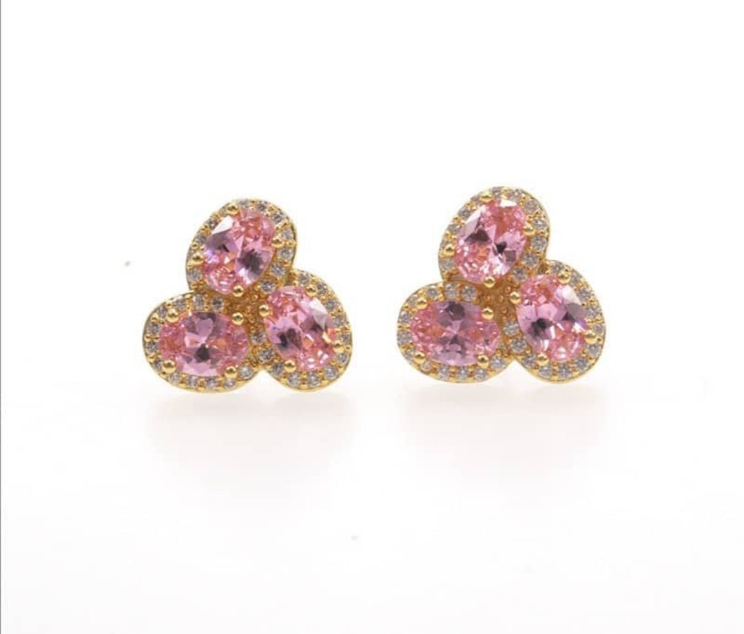 Boucles d'oreilles pierres de lune onyx nacre et diamants - Bijoux et