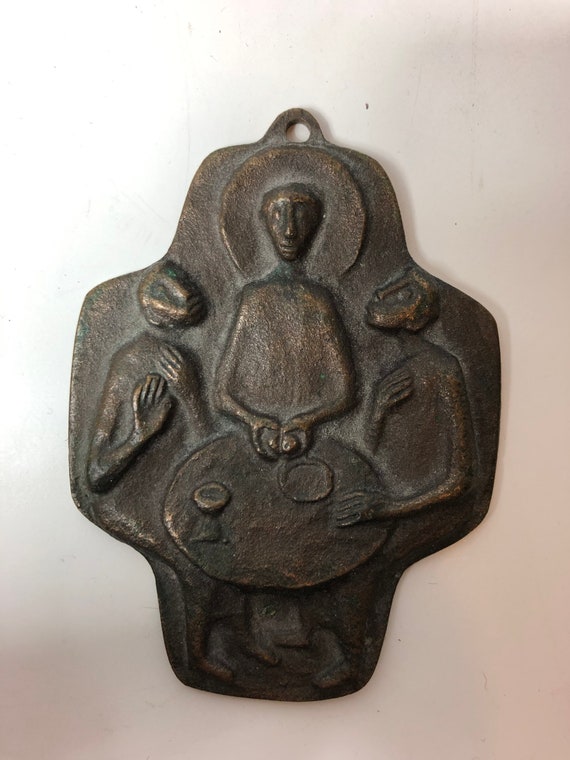 Antique pendant. Jesus apostles.
