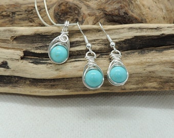 Colgante y pendientes de turquesa tejida a mano y chapada en plata.