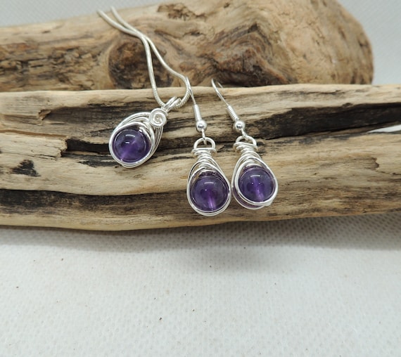 Amethyst Pendant and Earrings - Handwoven in Silver Plated Wire - Grade A