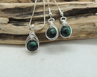 African Green Emerald Pendant and Earrings, Handwoven into Silver Plated Wire.