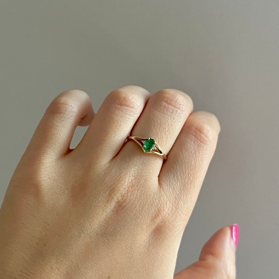 Vintage 14k Gold Emerald and Diamond Ring, Vintag… - image 8