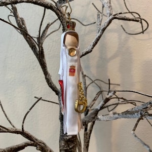 Nuestra Señora de la Merced (Rescate) Adorno de muñeca de madera