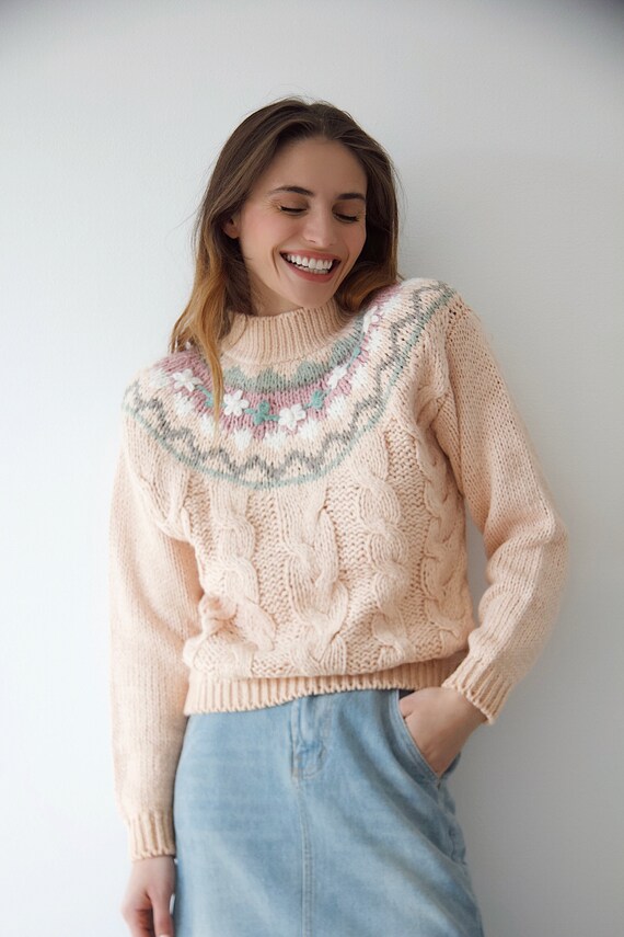 Vintage handknitted sweater 70s