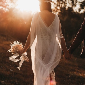 ANNE | Long plain bridal cape veil. Sheer long plain wedding cape veil. Cathedral wedding cape. Long bridal cover up. Shoulder attached veil