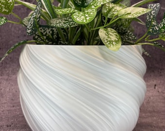 Extra Large Twisted Flowerpot for Plants of all kinds (White color) - 10&quot; Diameter by 7.75&quot; Tall; Modern Planter; USA Store