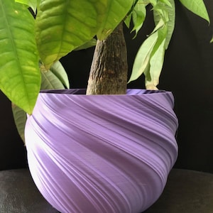 Medium Twisted Flower Pot for Plants of all kinds (Pastel Purple color) - 6&quot; Diameter by 4.5&quot; Tall Colorful Planter Modern Planter