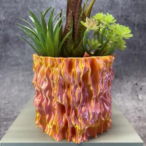 Small Flowerpot for Plants of all kinds (Dual Pink and Gold color) - 4" Diameter by 3.5" Tall Colorful Planter Unique Planter