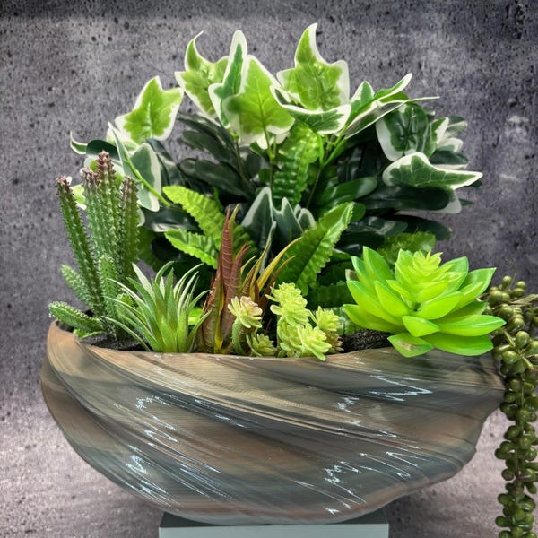 Extra Extra Large Shallow Twisted Planter for Succulents or Cati (Earth Tones color) -14" Diameter by 5" Tall; USA Store