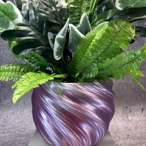 Mellanstor vriden blomkruka för växter av alla slag (färg Crystal Wild Orchid) - 15 cm diameter och 11,5 cm höjd