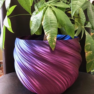 Large Twisted Flower Pot for Plants of all kinds (Iridescent Blue Raspberry color) - 8" Diameter by 6" Tall