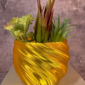 Small Twisted Flowerpot for Plants of all kinds (Crystal Yellow color) - 4" Diameter by 3" Tall; Colorful Planter Modern; Planter; USA Store