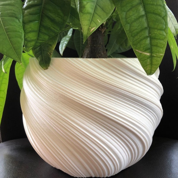 Large Twisted Flower Pot for Plants of all kinds (White color) - 8" Diameter by 6" Tall