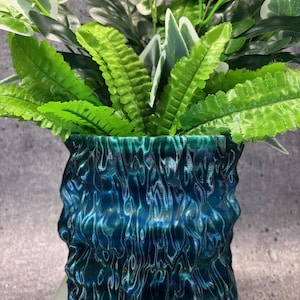 Unique Planter-Medium Flowerpot for Plants of all kinds (Assorted Cosmic Rainbow color) - 6" Diameter by 5.25" Tall; USA Store
