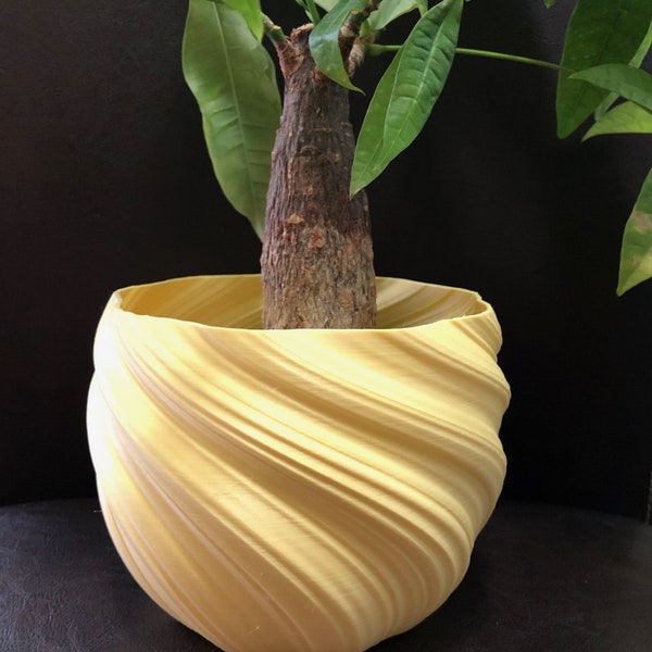 Medium Twisted Flower Pot for Plants of all kinds (Pastel Yellow color) - 6" Diameter by 4.5" Tall