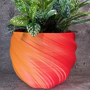 Extra Large Twisted Flowerpot for Plants of all kinds (Dual Orange and Red color) - 10" Diameter by 7.75" Tall