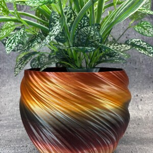 Large Twisted Flowerpot for Plants of all kinds (Black/Red/Gold Starlight color) - 8" Diameter by 6" Tall; Modern Planter; USA Store