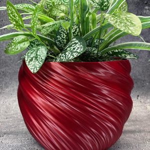 Très grand pot de fleurs torsadé pour plantes de toutes sortes (couleur cerise très rouge) - Jardinière colorée de 10 po. de diamètre sur 7,75 po. de hauteur, jardinière moderne