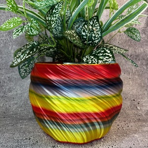 Maceta grande y retorcida para plantas de todo tipo: 20 cm de diámetro x 15 cm de alto; maceta colorida; maceta moderna.