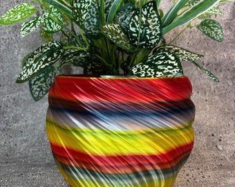 Large Twisted Flowerpot for Plants of all kinds - 8" Diameter by 6" Tall; Colorful Planter; Modern Planter