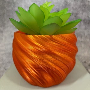 Small Twisted Flowerpot for Plants of all kinds (Gradient Orange color) - 4&quot; Diameter by 3&quot; Tall Colorful Planter Modern Planter; USA Store
