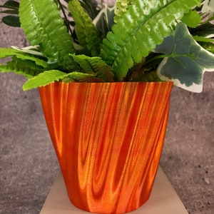 Unique Planter-Medium Flowerpot for Plants of all kinds (Gradient Orange color) - 6&quot; Diameter by 5.25&quot; Tall Colorful Planter Modern Planter