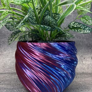 Large Twisted Flowerpot for Plants of all kinds (Iridescent Blue Raspberry color) - 8" Diameter by 6" Tall Colorful Planter, Modern Planter