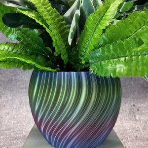 Mellanstor vriden blomkruka för växter av alla slag (flerfärgad) - 15 cm diameter och 11,5 cm höjd; USA-butik