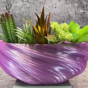 Extra großer flacher gedrehter Pflanzer für Sukkulenten oder Cati (wilde Orchideenfarbe) -31 cm Durchmesser mal 11,5 cm hoch; Moderner Blumentopf; USA Shop