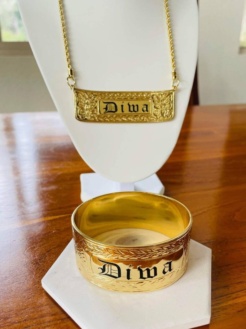 Big Bangle Set (30mm Oval Shaped Bangle and Nameplate Necklace) - Etsy