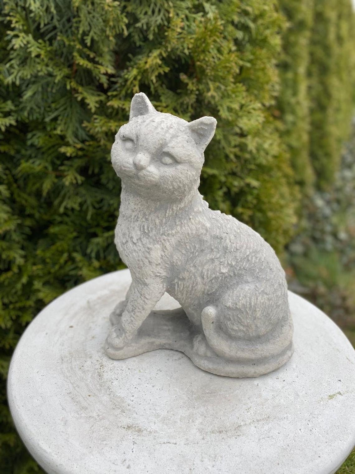unique cat statues